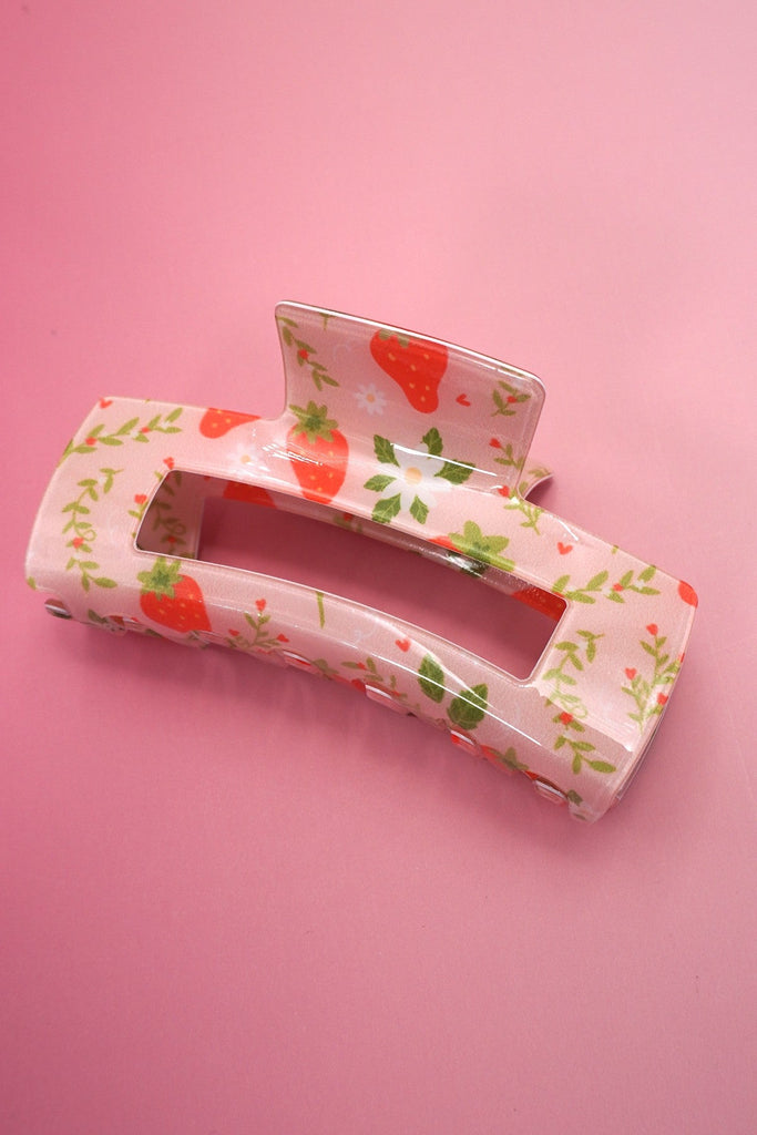 JUMBO STRAWBERRY COTTAGECORE HAIR CLAW CLIPS | 40H994