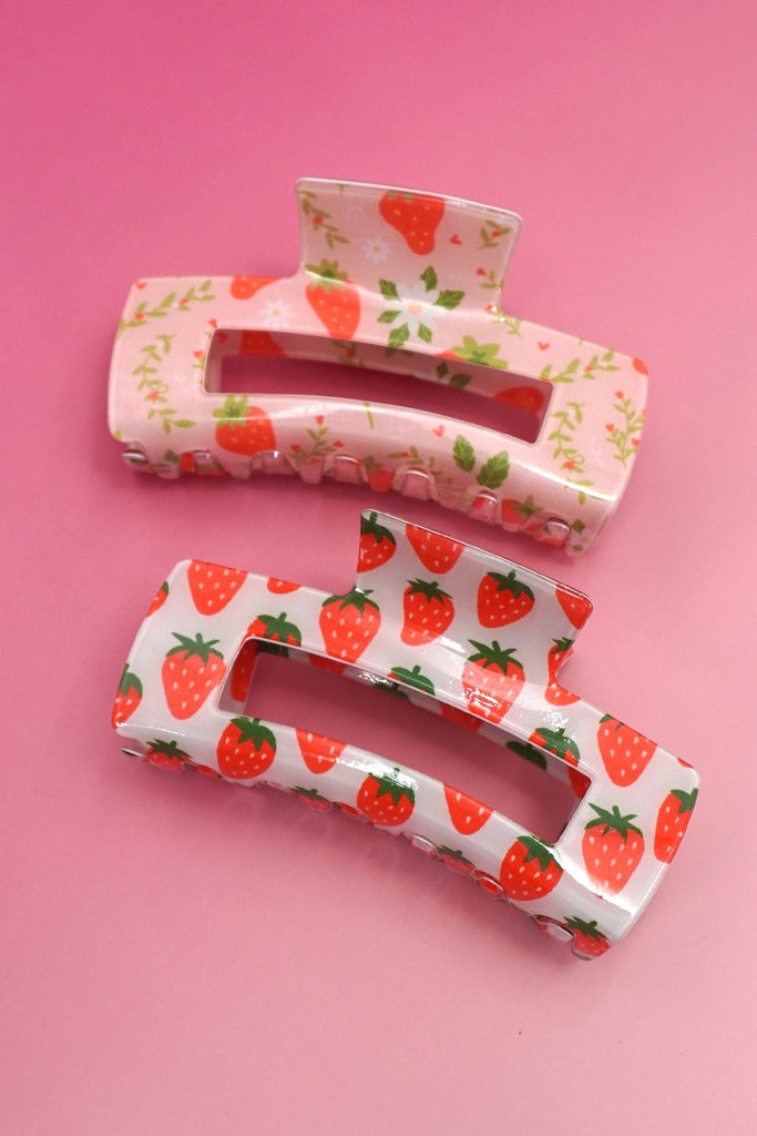 JUMBO STRAWBERRY COTTAGECORE HAIR CLAW CLIPS | 40H994