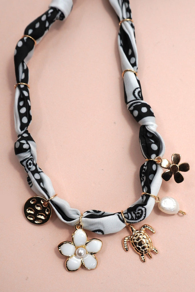 18K STAINLESS STEEL SCARF CHARM NECKLACE | 40NK9557