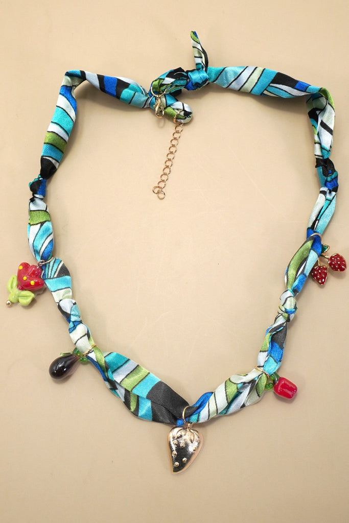 18K STAINLESS STEEL SCARF CHARM NECKLACE | 40NK9559