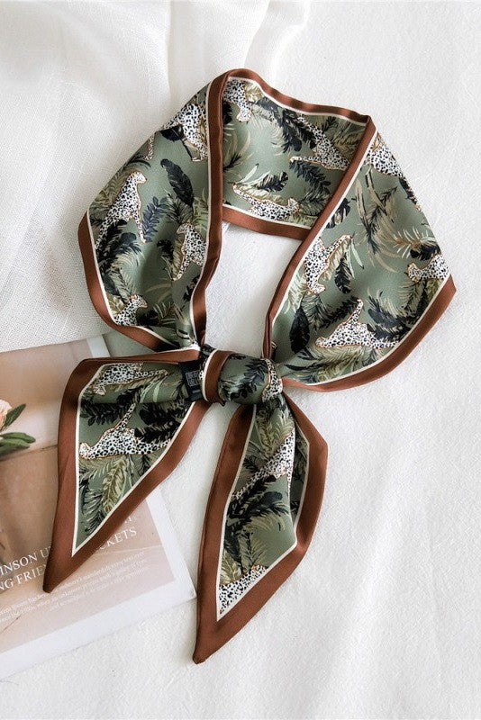 SOFT SILKY SKINNY TWILLY SCARF NECKLACE WRAP | 40SC683