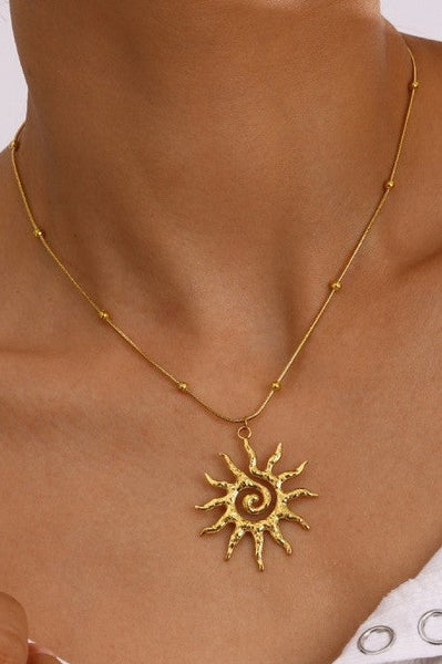 18K STAINLESS STEEL TARNISH FREE SUN NECKLACE | 40NK9572