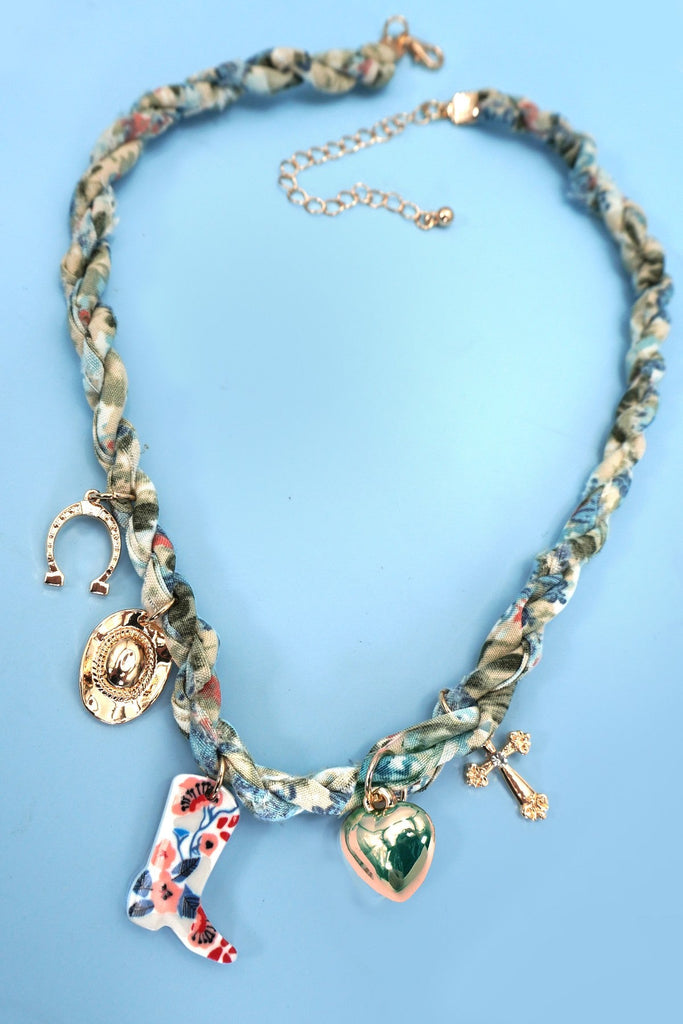 SCARF CHARM NECKLACE-BOOT HAT CROSS HORSESHOE | 80N92349