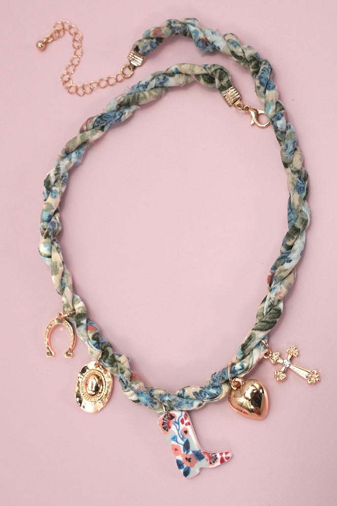 SCARF CHARM NECKLACE-BOOT HAT CROSS HORSESHOE | 80N92349