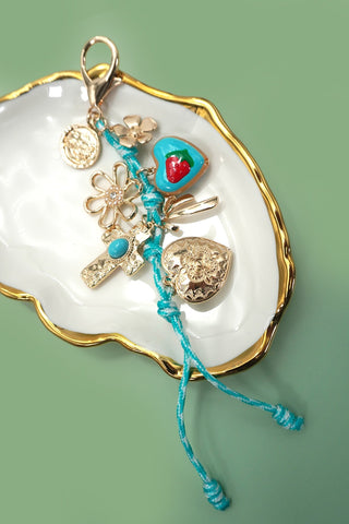 BAG CHARM-ROPE CROSS PORCELAIN STRAWBERRY | 80K070