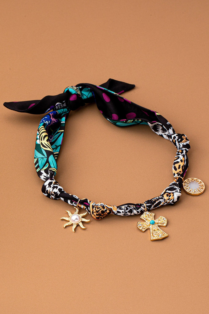 HANDMADE ANIMAL DESIGN SCARF NECKLACE - CROSS SUN | 80N92494