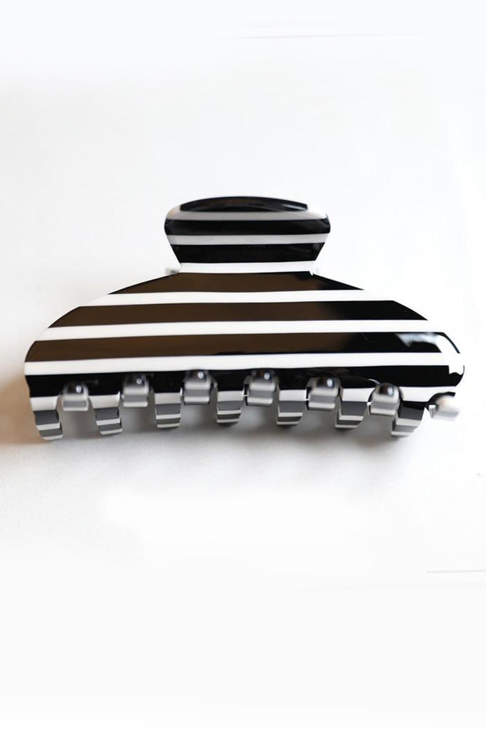 JUMBO STRIPE PLAID OVAL HAIR CLAW CLIPS | 40H1020