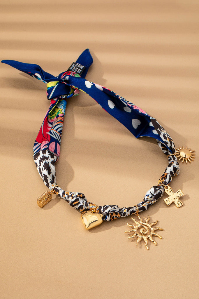 HANDMADE ANIMAL DESIGN SCARF NECKLACE-SUN HEART | 80N92493