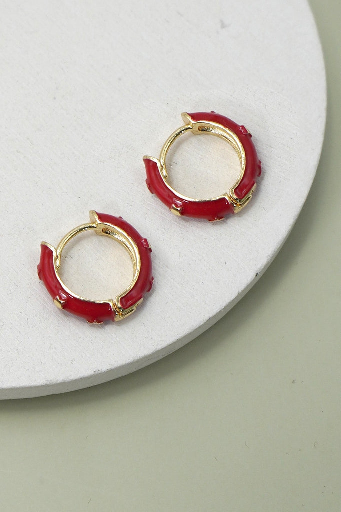 VINTAGE CLOISONNE STAR HUGGIE HOOP EARRINGS | 40E433