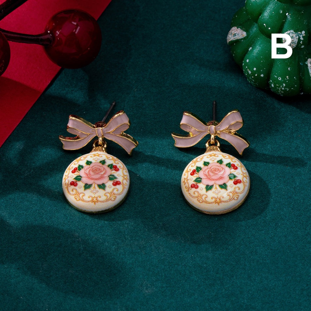 Vintage Botanical Christmas Ornament Bow Earrings | 80E63594
