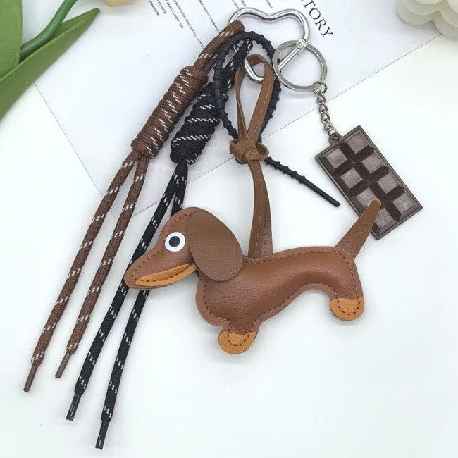 BAG CHARM KEY CHAIN - VEGAN LEATHER DOG CHOCOLATE | 40KC164