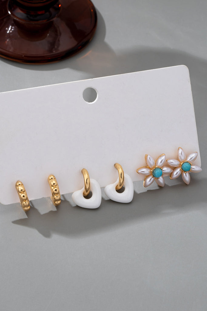 HUGGIE HOOP BALL FLORAL HEART TRIO EARRINGS | 80E61540