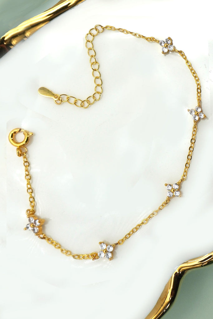 18K STAINLESS STEEL TARNISH FREE FLOWER  BRACELET | 40B5213