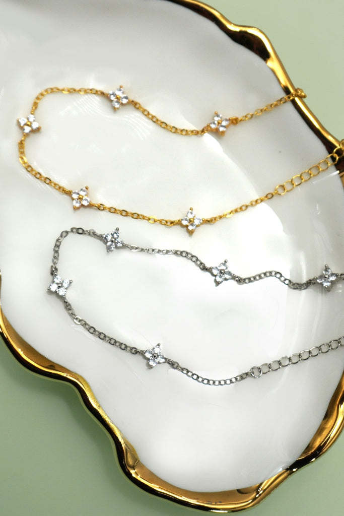 18K STAINLESS STEEL TARNISH FREE FLOWER  BRACELET | 40B5213