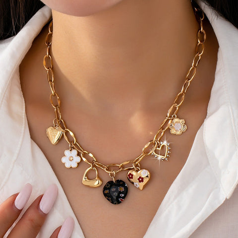 CHARM NECKLACE-HEARTS FLOWER  RHINESTONE | 80N92650