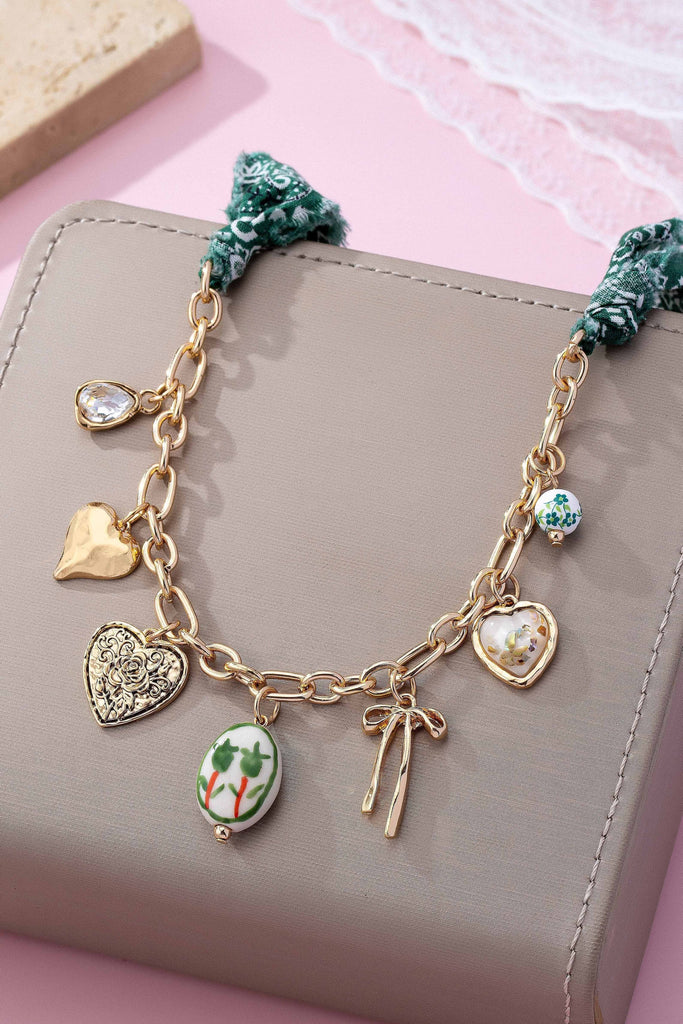 SCARF CHARM NECKLACE-PORCELAIN HEART BOW | 80N92717