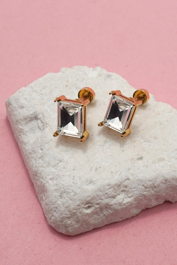 STAINLESS STEEL SCREW BACK POST STUD EARRINGS | 40E473