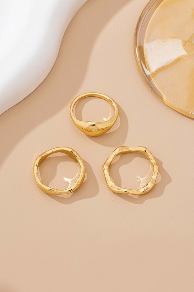 Multi-Band Statement Modern Stacked Wave Ring | 80R256