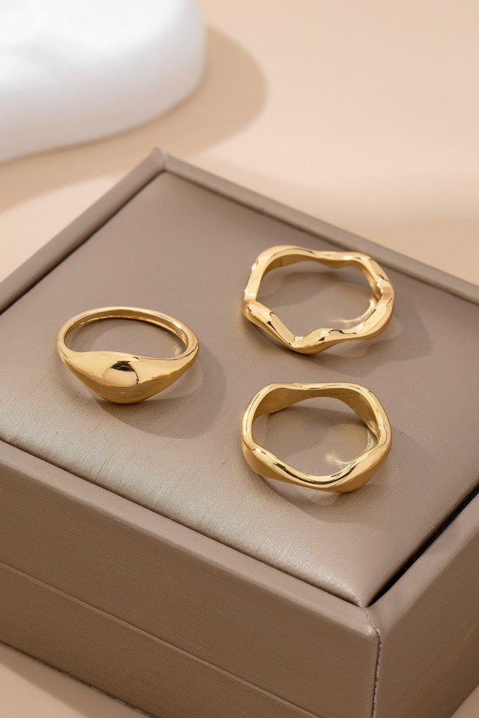 Multi-Band Statement Modern Stacked Wave Ring | 80R256