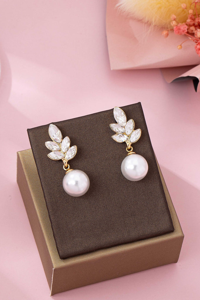 Glass Crystal Cluster & Teardrop Pearl Earrings | 80E61999