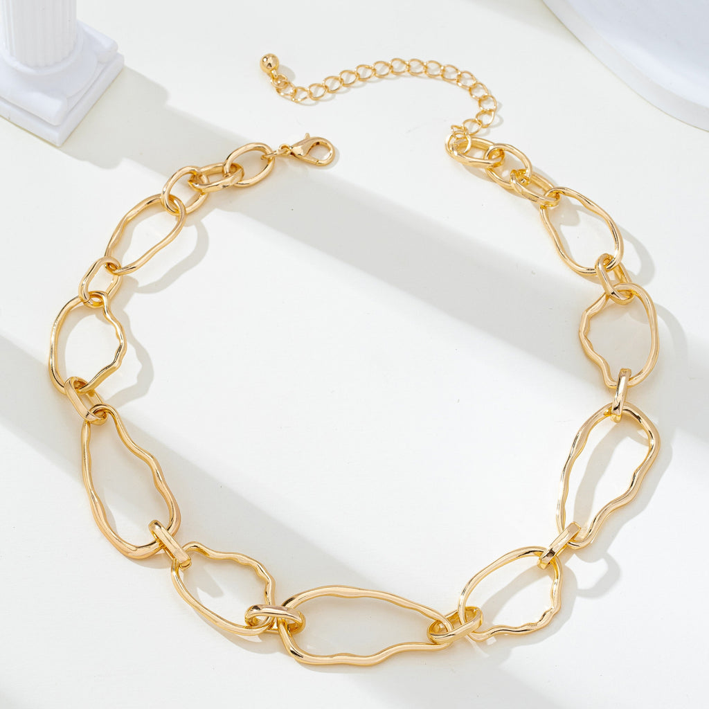 Artisanal Hammered Organic Link Necklace | 80N93011
