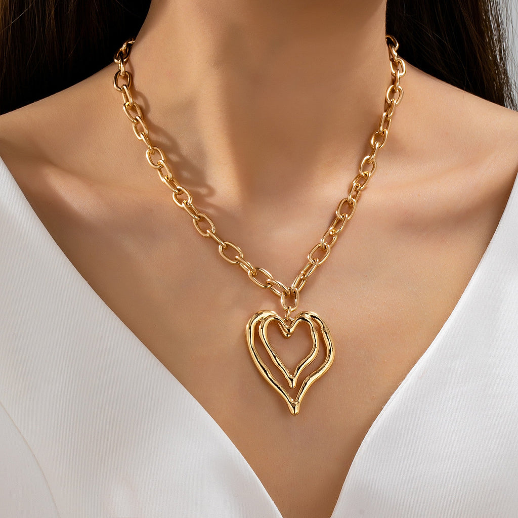 Sculptural Oversized Double Heart Pendant Necklace | 80N93012