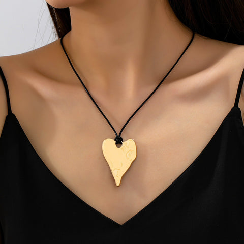 Hammered Heart Cord Landyard Necklace | 80N93016