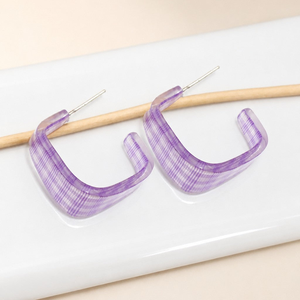 ACRYLIC CHECKER HOOP EARRINGS | 40E499