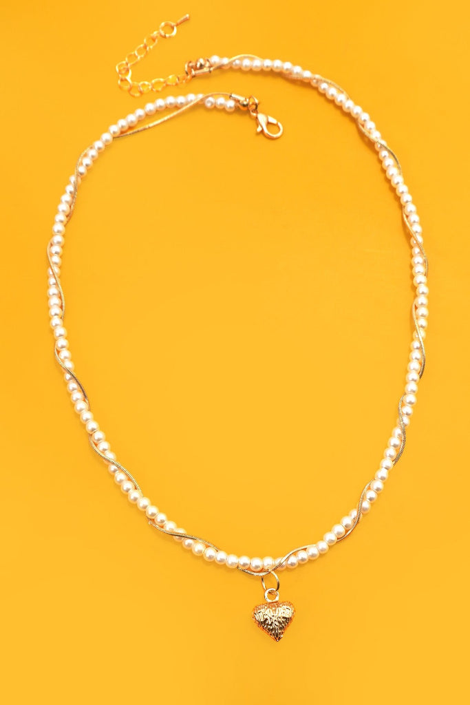 Twisted Pearl & Gold Heart Necklace | 40NK9717