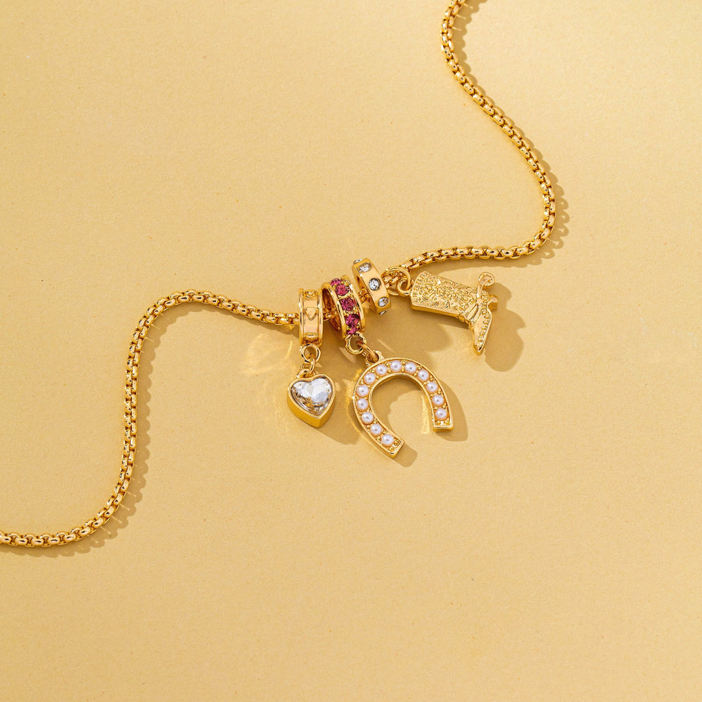 Western Rhinestone Horseshoe Charm Necklace | 80N93236