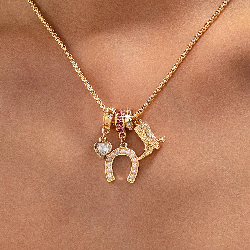 Western Rhinestone Horseshoe Charm Necklace | 80N93236