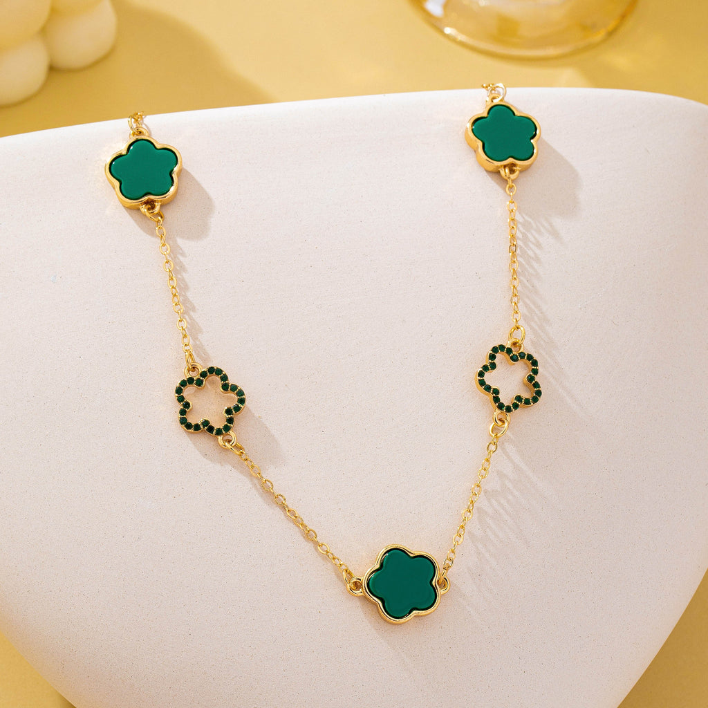 Clover Inspired Floral Necklace | 80N93247