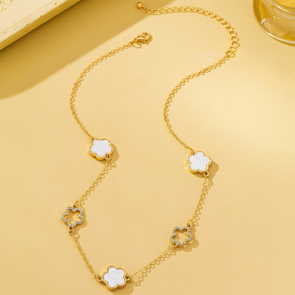 Clover Inspired Floral Necklace | 80N93247