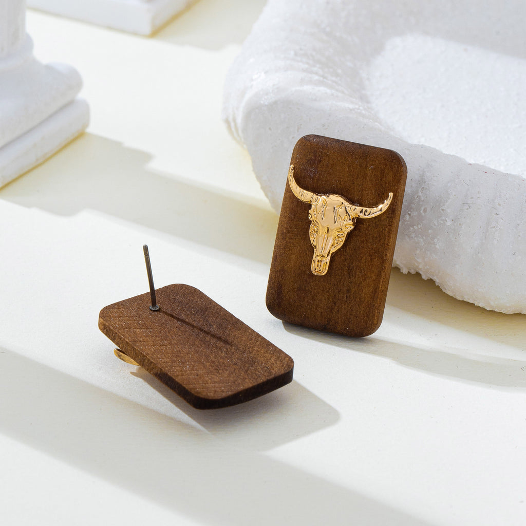 Wood Rustic Longhorn Bull Stud Earrings | 80E62395