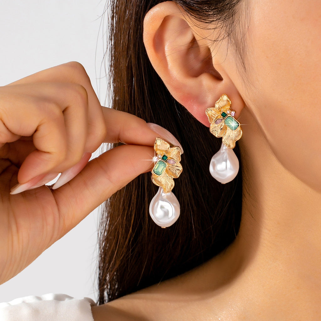 Textured Gold Floral & Pearl Dangle Earrings | 80E62427