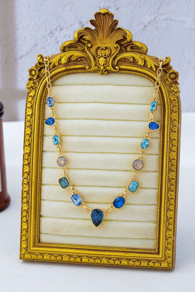 Ombré Sapphire-Hued Crystal Statement Necklace | 80N93305