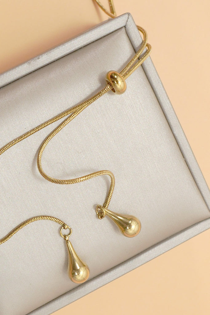 18K STAINLESS STEEL TARNISH FREE TEARDROP Y NECKLACE | 40NK9739