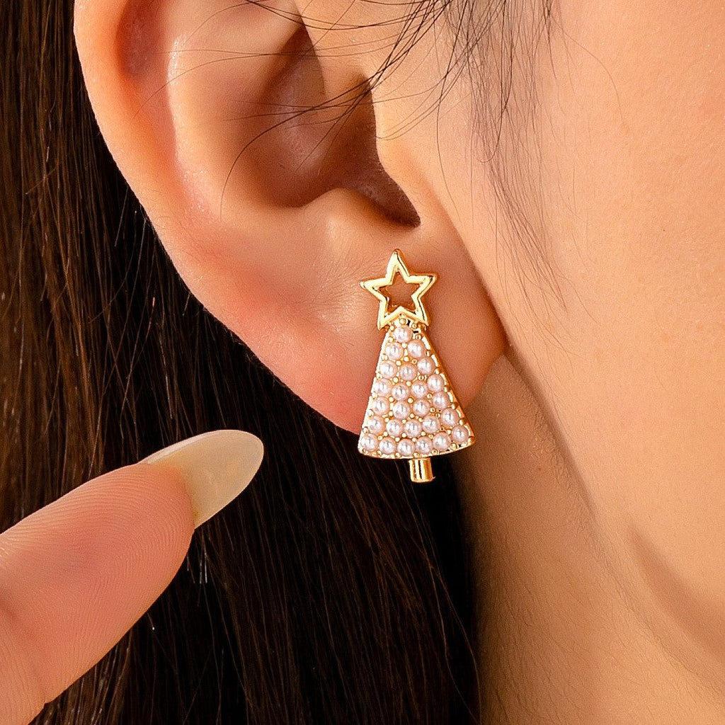 Pearl-Embellished Christmas Tree Stud Earrings | 80E62441