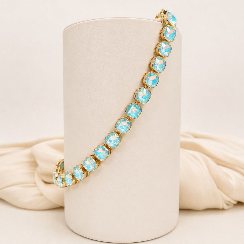Opalescent Cushion-Cut Crystal Statement Necklace | 40NK9743