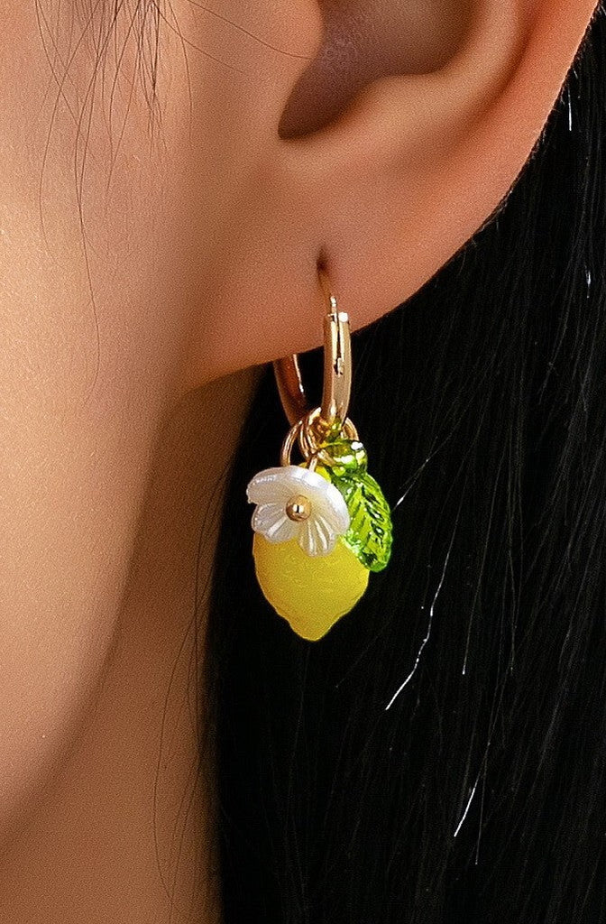 Lemon Leaf Daisy Charms Hoop Earrings | 80E62671