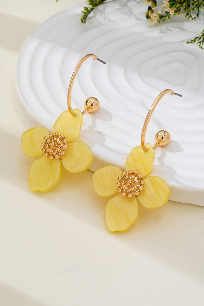 Acrylic Floral Dangle Hoop Earrings | 80E62620