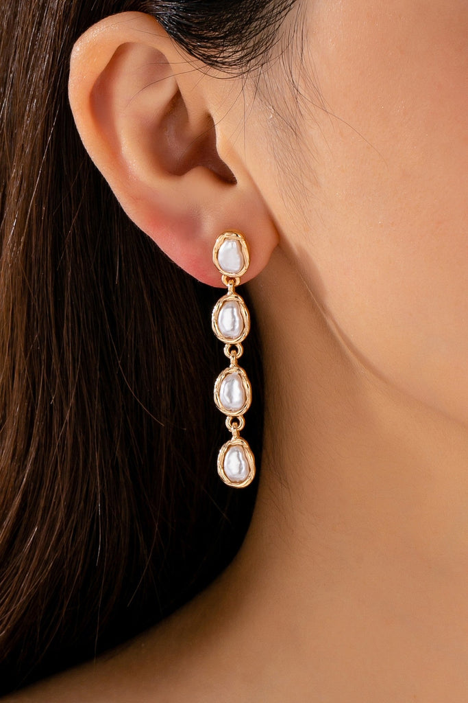 Organic Baroque Pearl Linear Drop Earrings | 80E62691