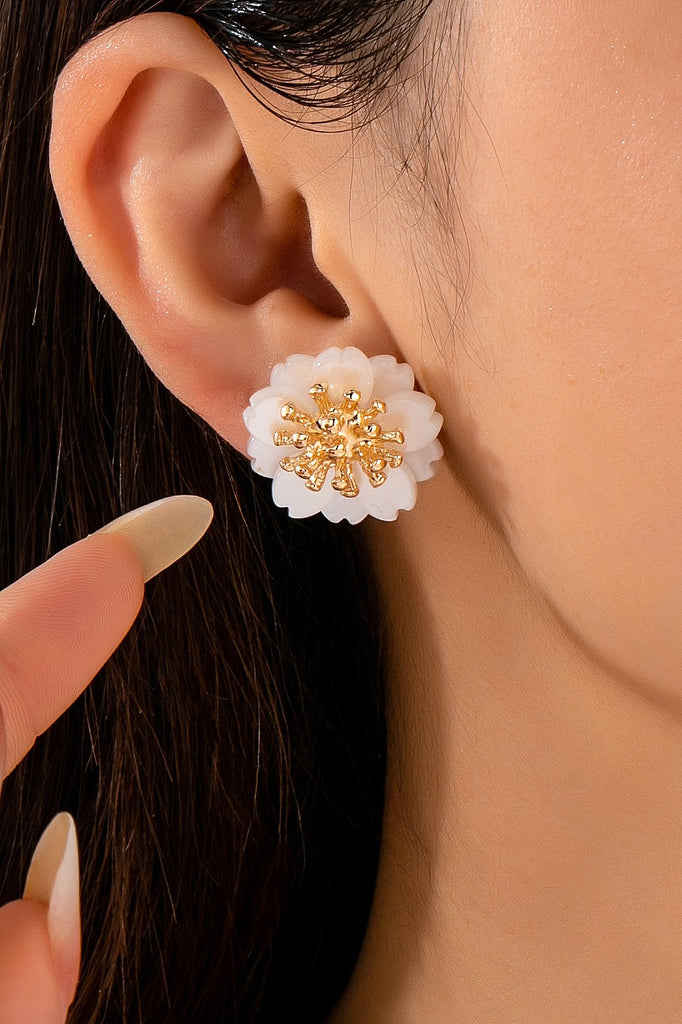 Layered Cherry Blossom Stud Earrings | 80E62722
