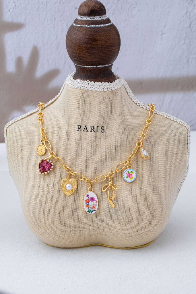 Vintage Bow Porcelain Multi-Charm Link Necklace | 80N93422