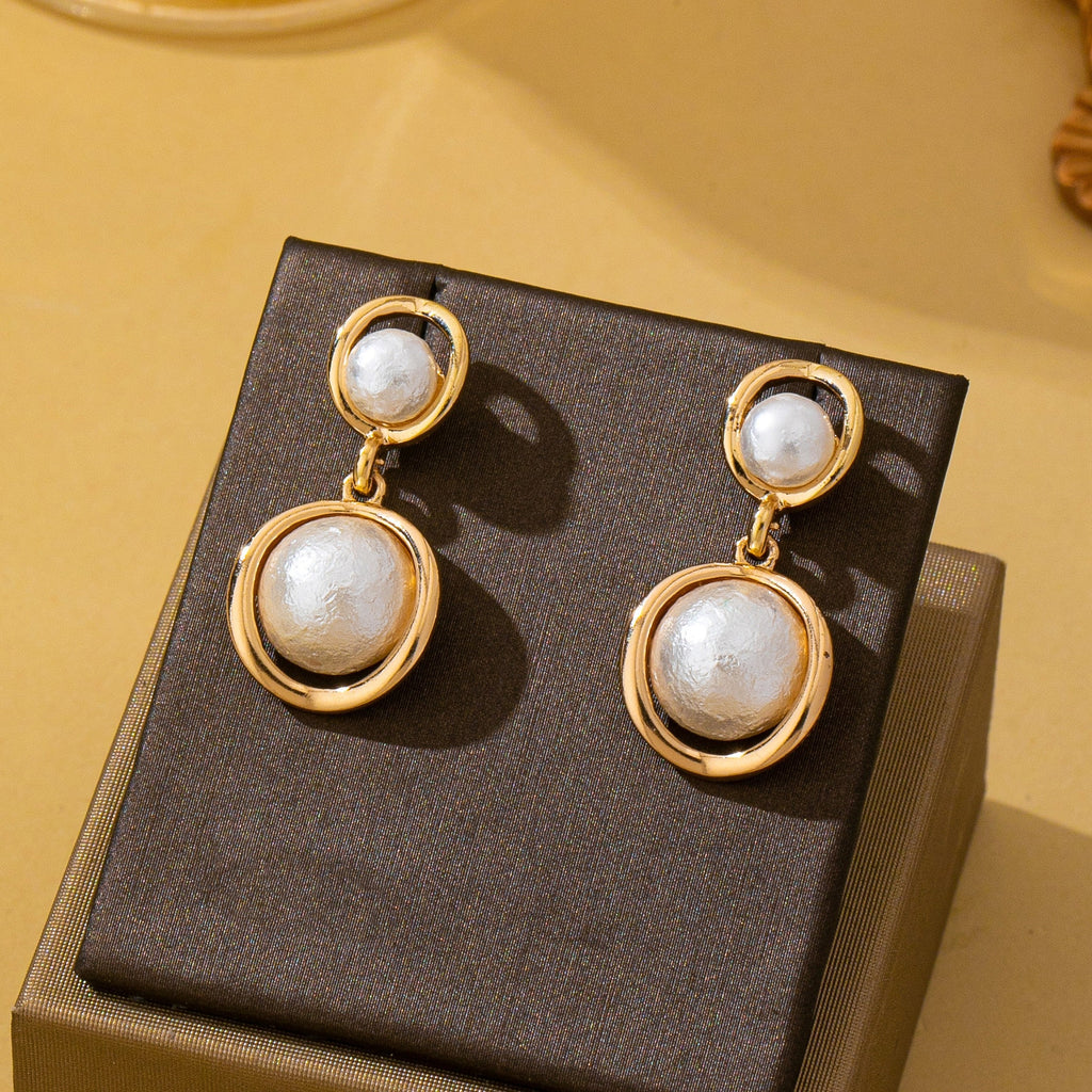 Organic Gold Ring Freshwater Pearl Drop Earrings | 80E62953