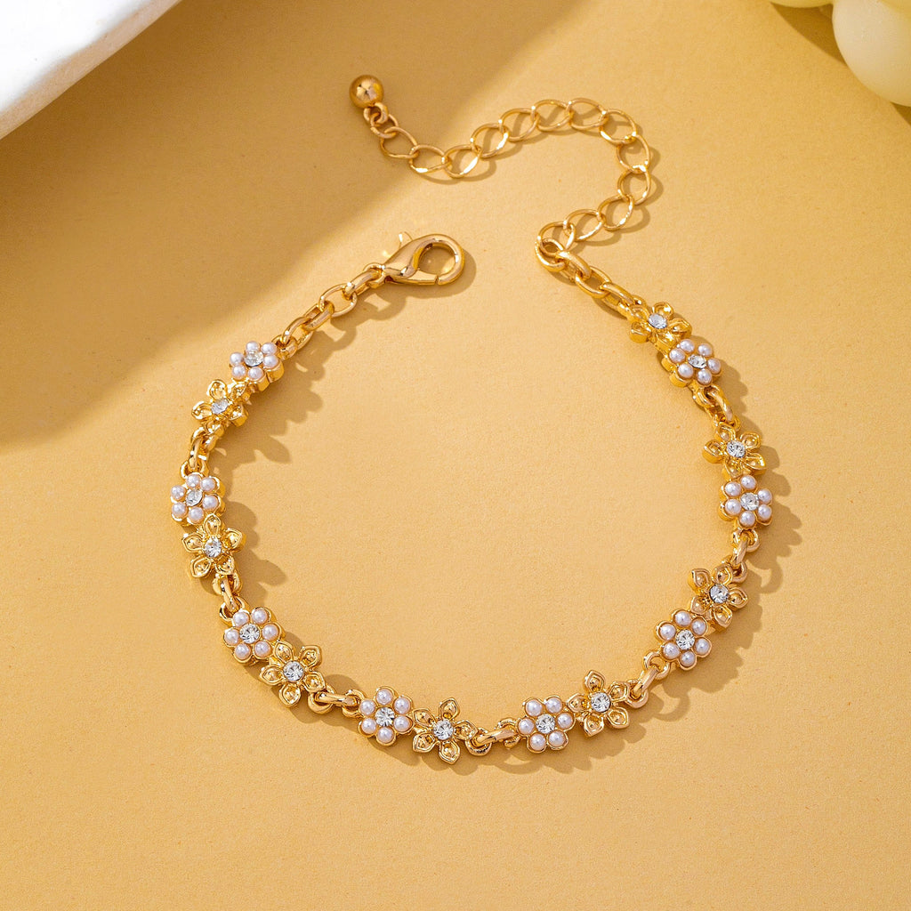 Pearl and Rhinestone Flower Link Bracelet | 80B1898