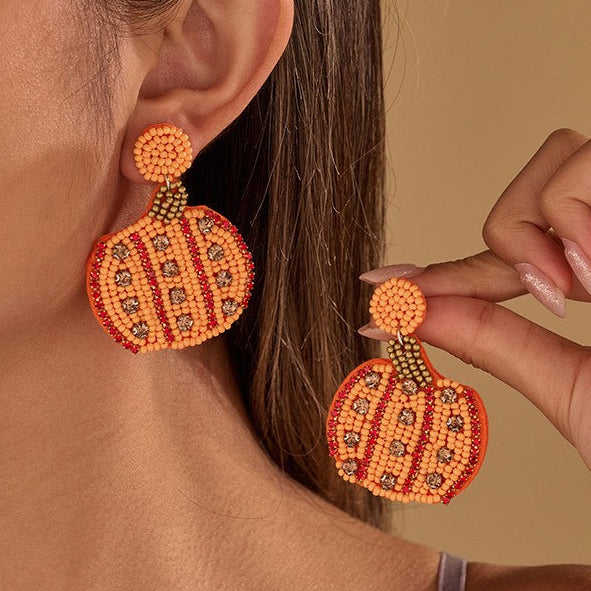 HALLOWEEN PUMPKIN SEED BEAD DROP EARRINGS | 40E551