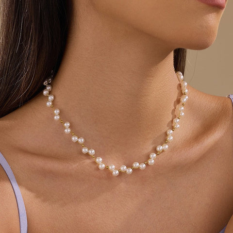 Faux Baroque Pearl & Gold Wire Station Necklace | 40NK9791