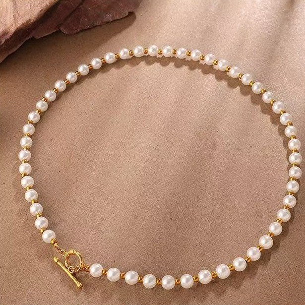 Classic Pearl Beaded Toggle Closure Necklace | 40NK9792