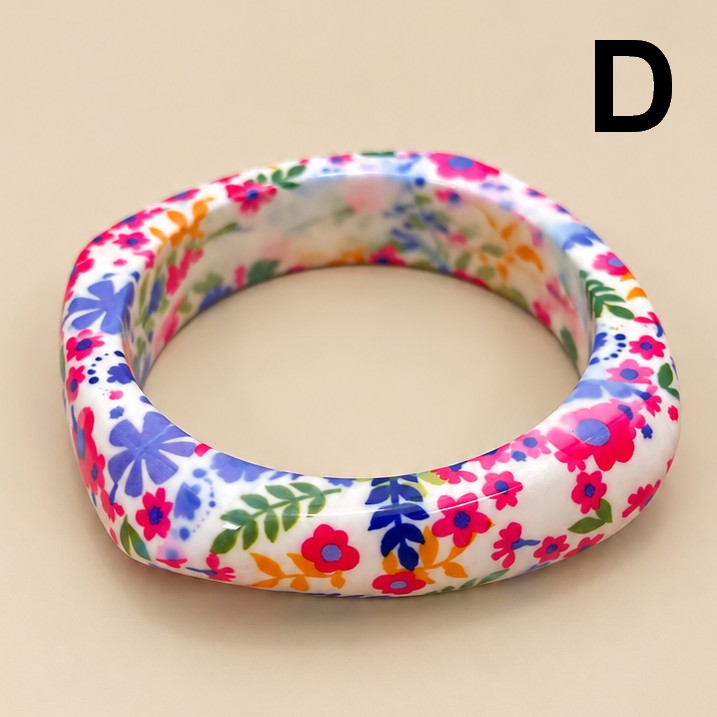 Floral Print Chunky Domed Resin Bangle Bracelet | 40B5279